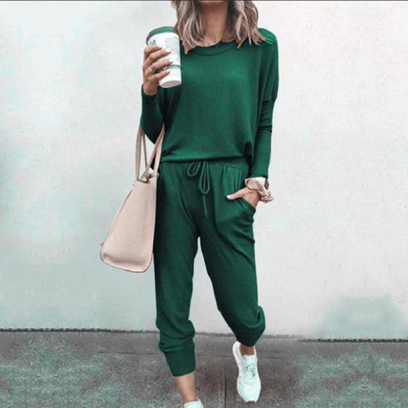 Patricia - Stylish two-piece set for women with flattering fit