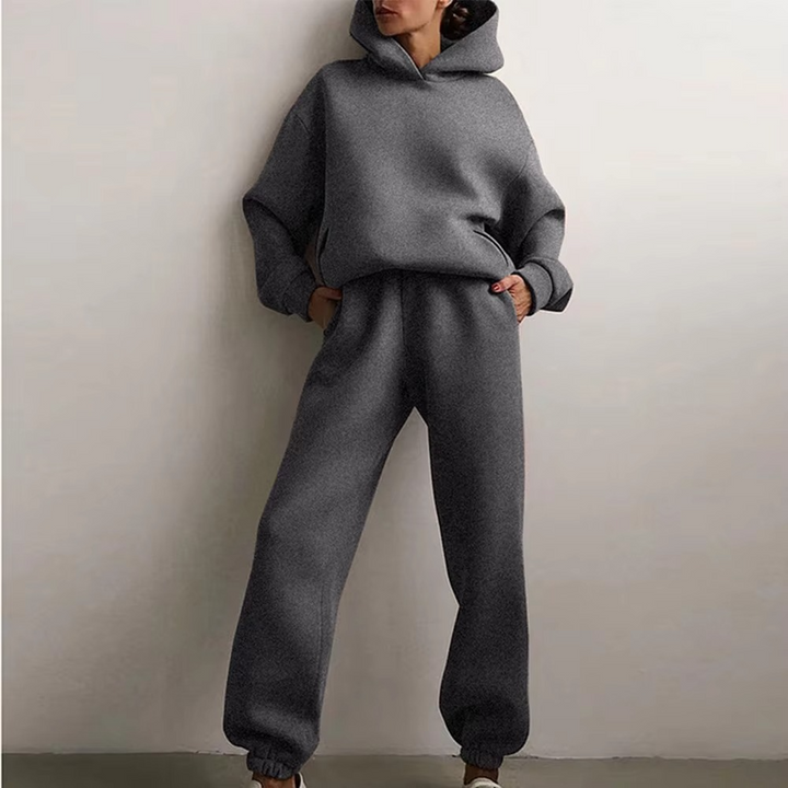 Melissa – Vintage Oversized Jogger Set for Women