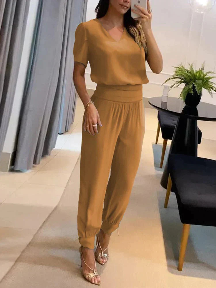 Enes - Two-piece set of V-neck top and shorts for women