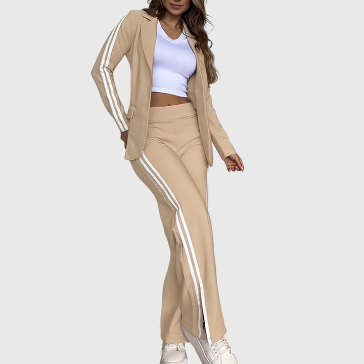Roanne - Elegant Blazer And Trousers Set