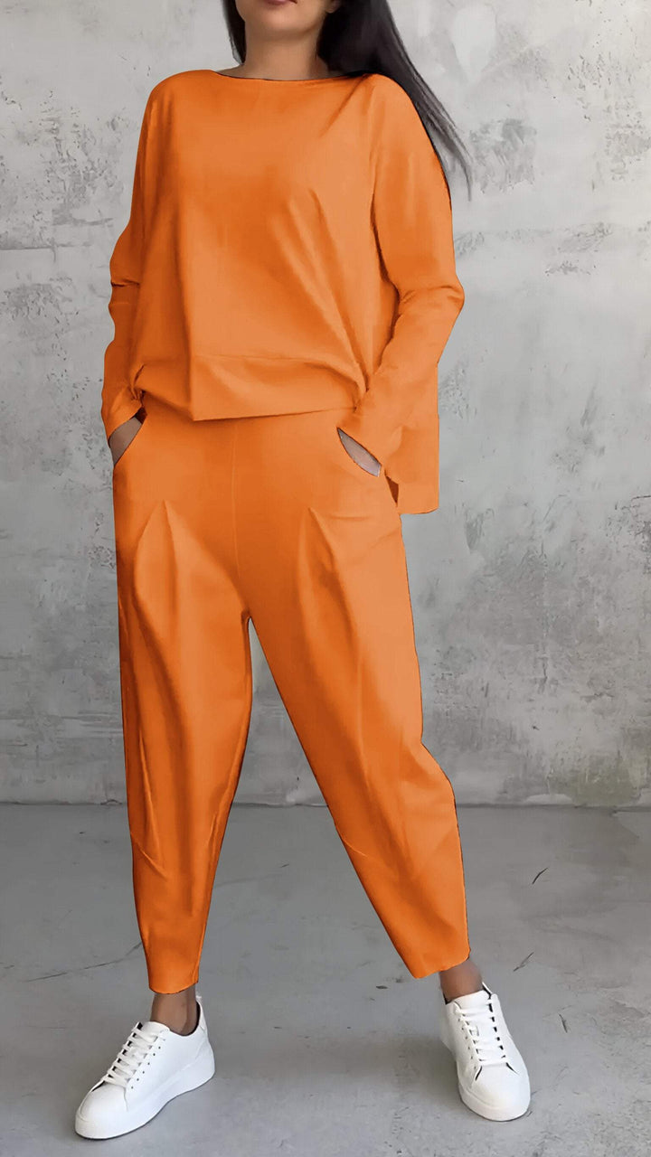 Donna™ - Comfortable Set with Crew Neck